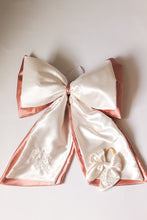 Load image into Gallery viewer, Monogrammed Embroidered Bow
